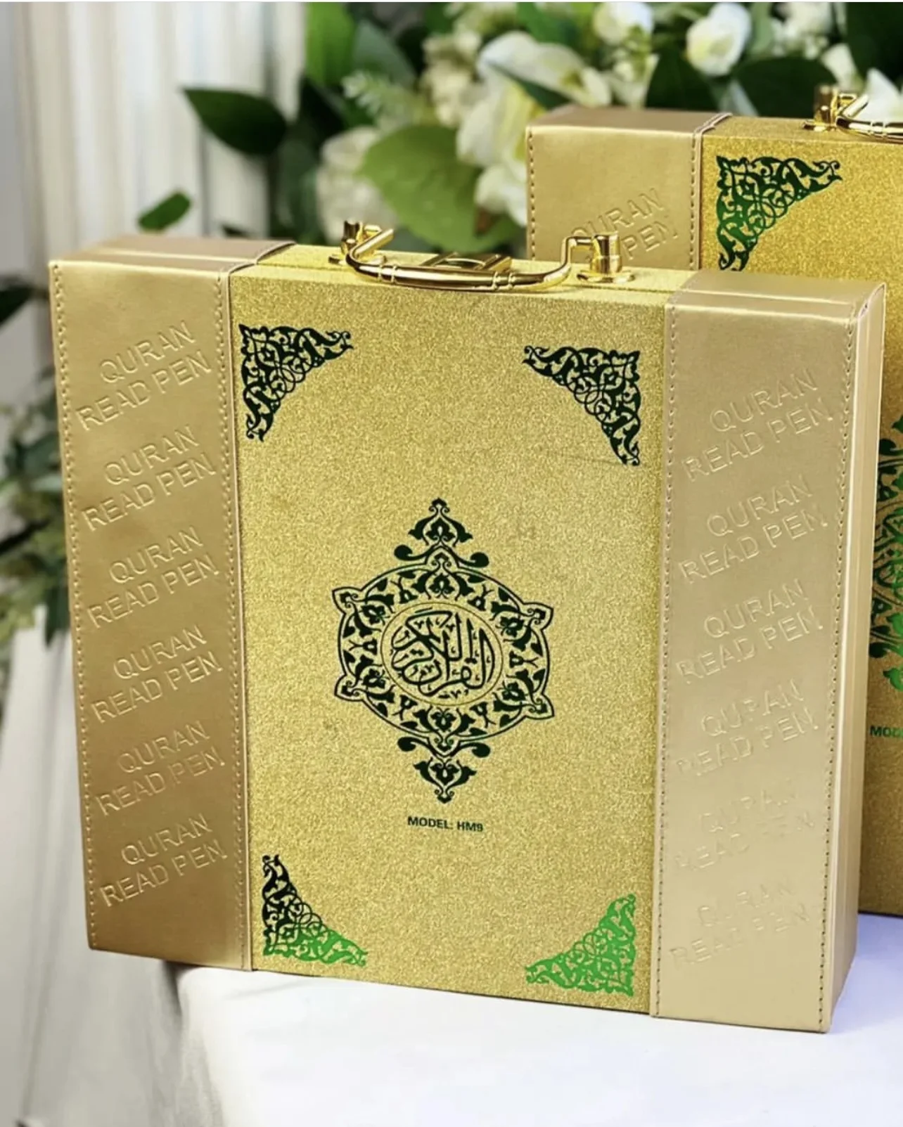 Factory direct Best Selling Small size Luxury Golden Digital Quran Read Pen for Muslim To Read and Learn Quran
