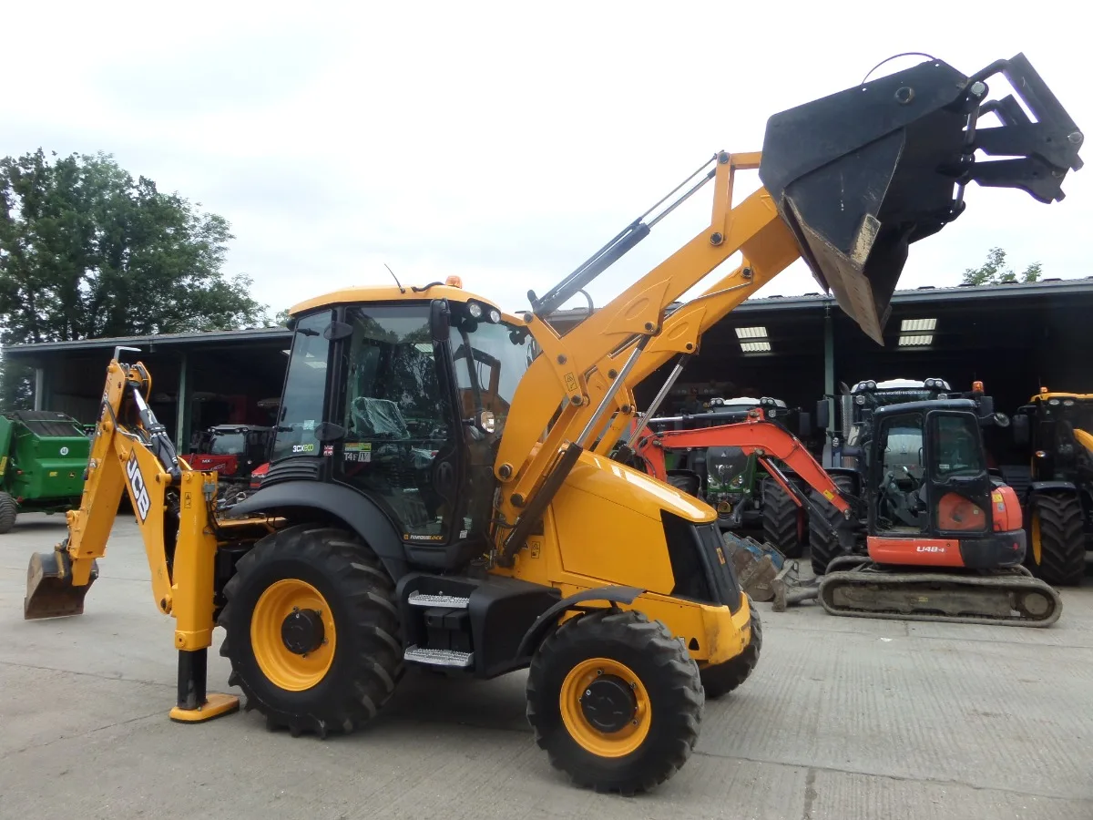 JCB B6.jpeg