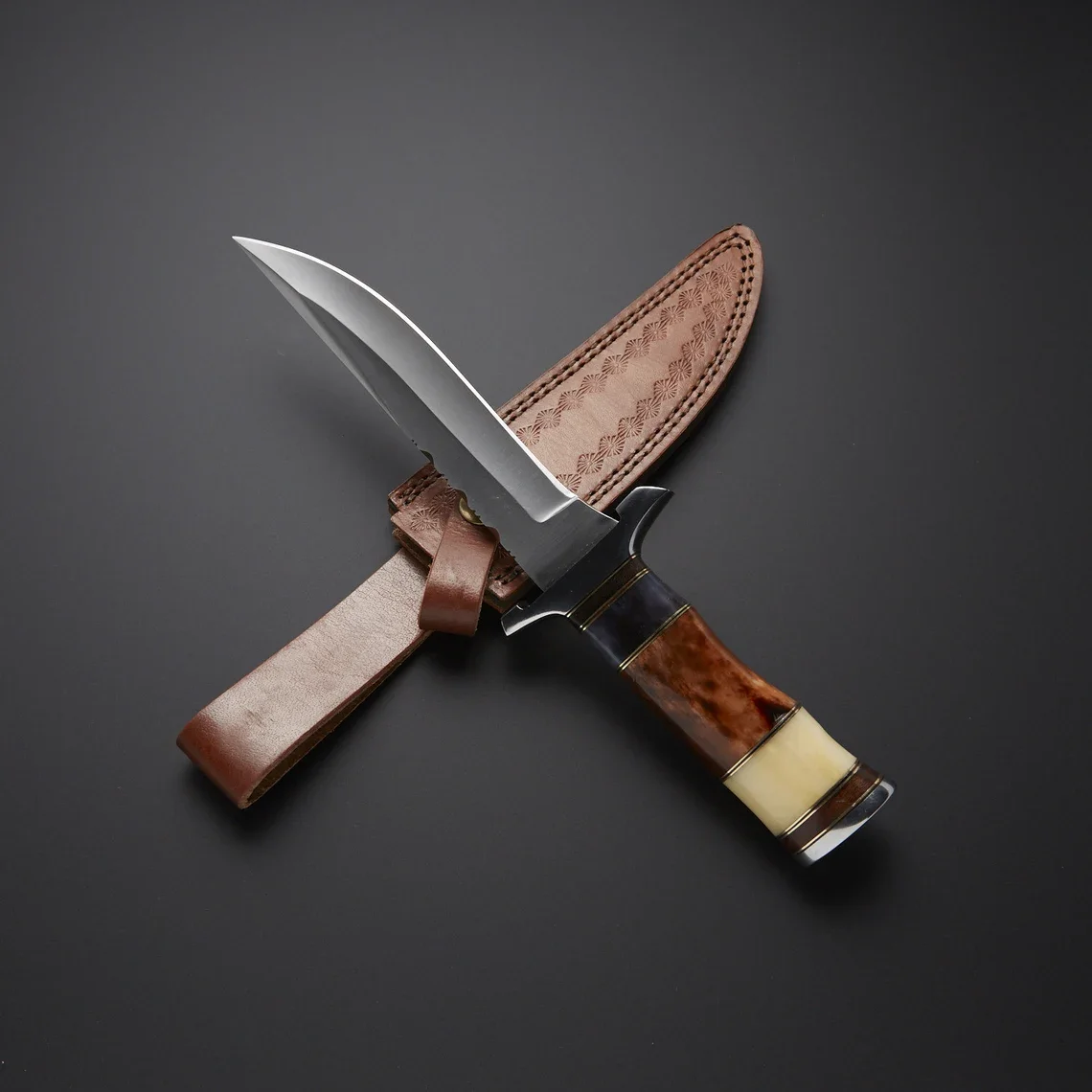 Custom High Quality G10 Handle Bowie Knife with Carbon Steel Blade Outdoor Survival Classic Wood Handle Drop Shipping Available