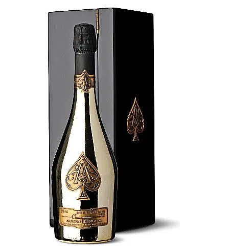 Первоклассный ARMAND DE BRIGNAC BRUT GOLD / ACE OF SPADES
