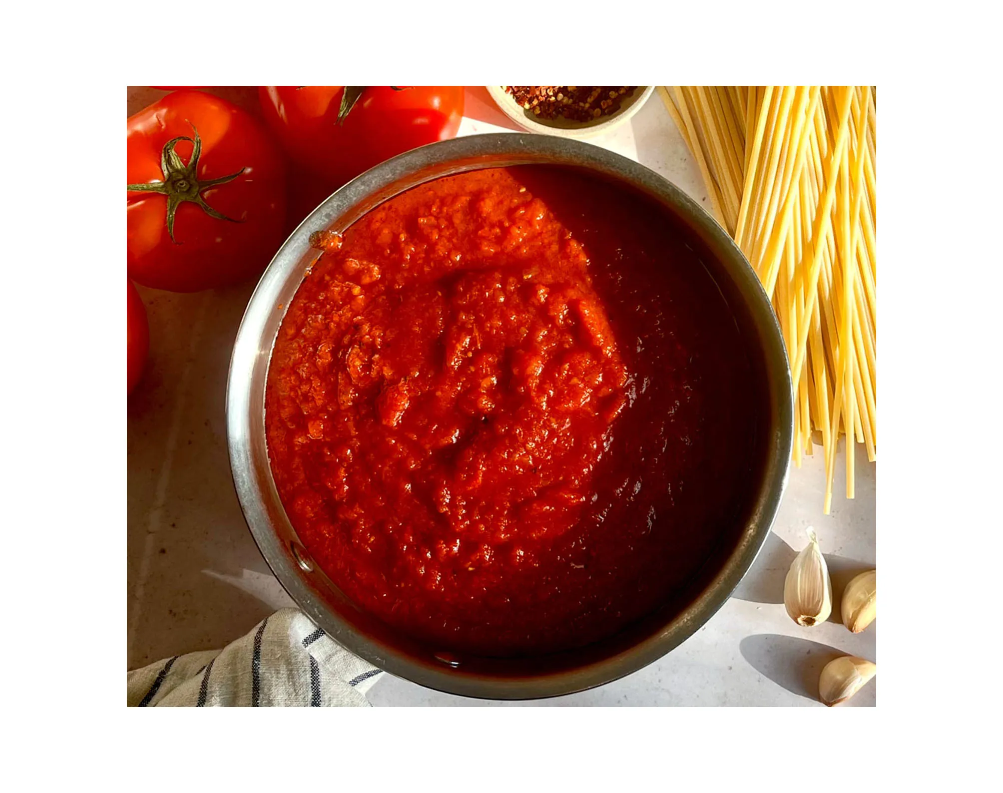 Cheap Price Tomato Paste Factory Canned Tomatoes Tomato Paste in Different Sizes From Popular Supplier