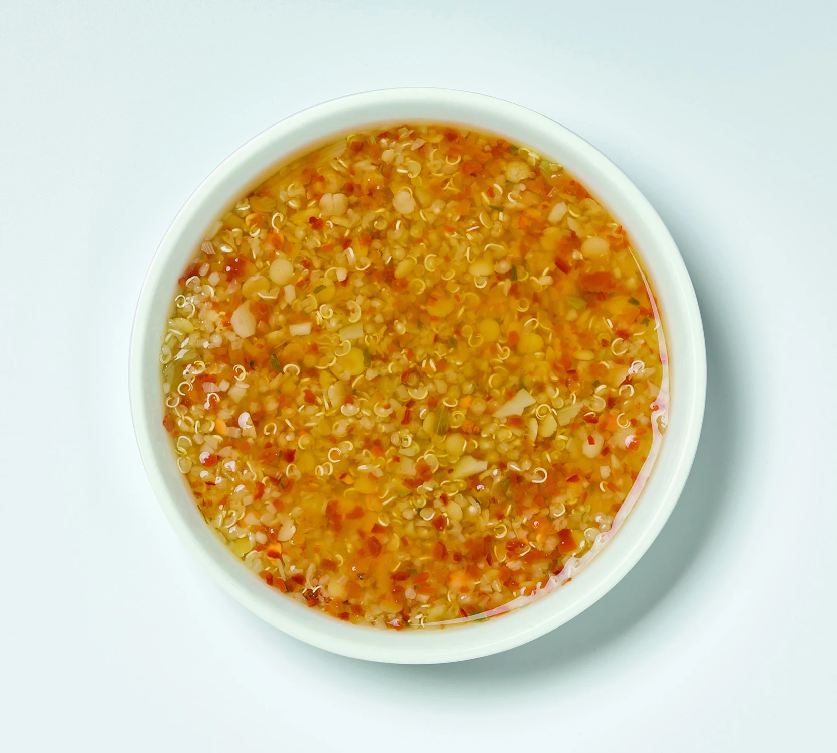 Лоток для еды на растительной основе 100 г суп-циноа веганов с овощами и красной линзой оптовой розничной торговли