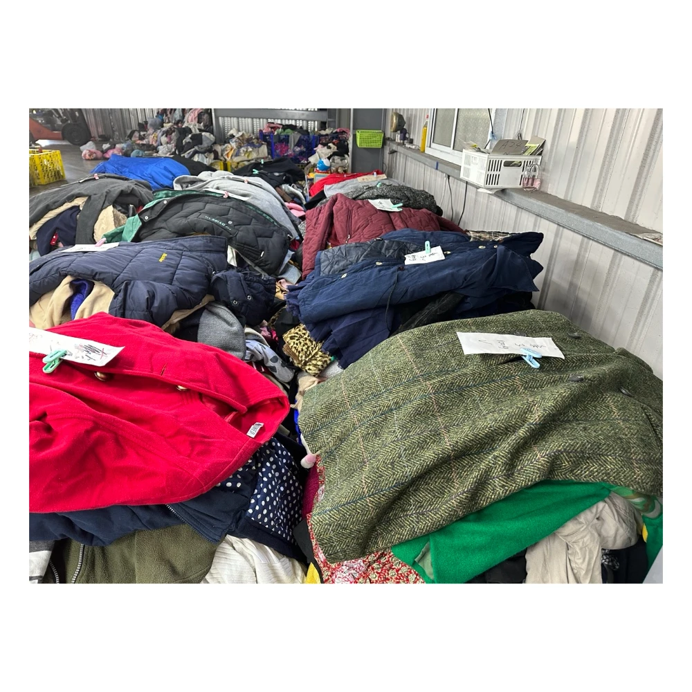 Gently Worn Winter Outfits from Taiwan