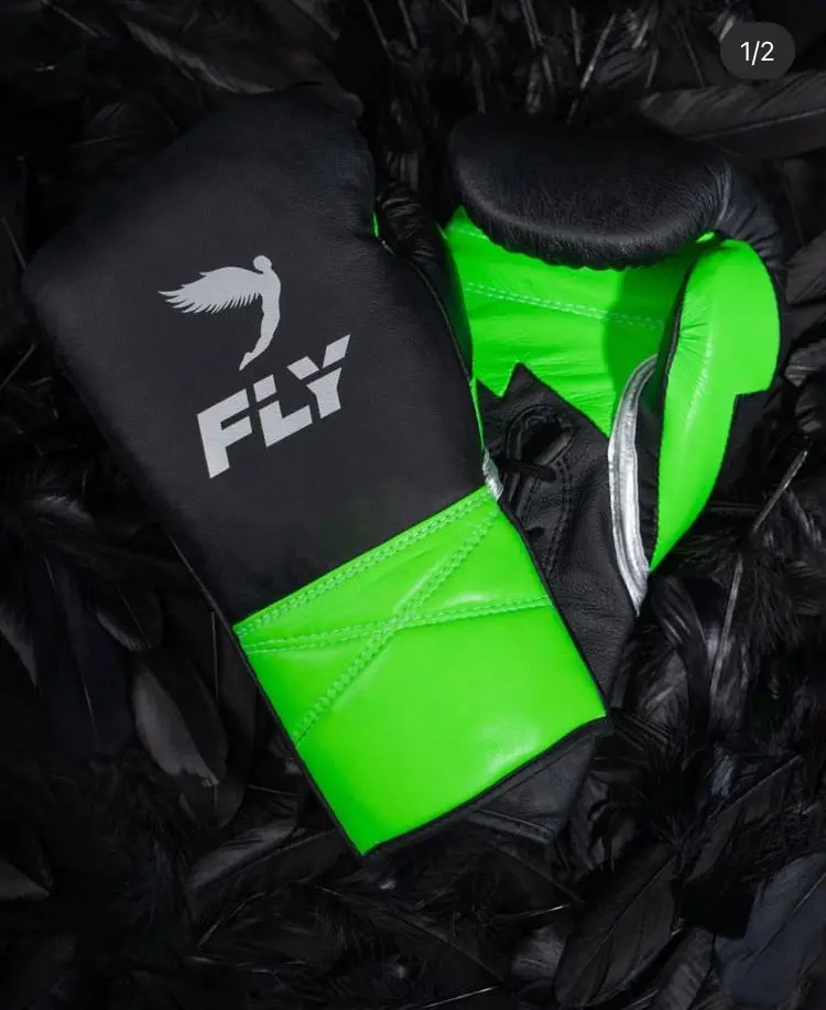 NEW HIGH QUALITY  LEATHER FLY BOXING GLOVES LACE-UP BOXING GLOVES RED  LFC-FBG-0093