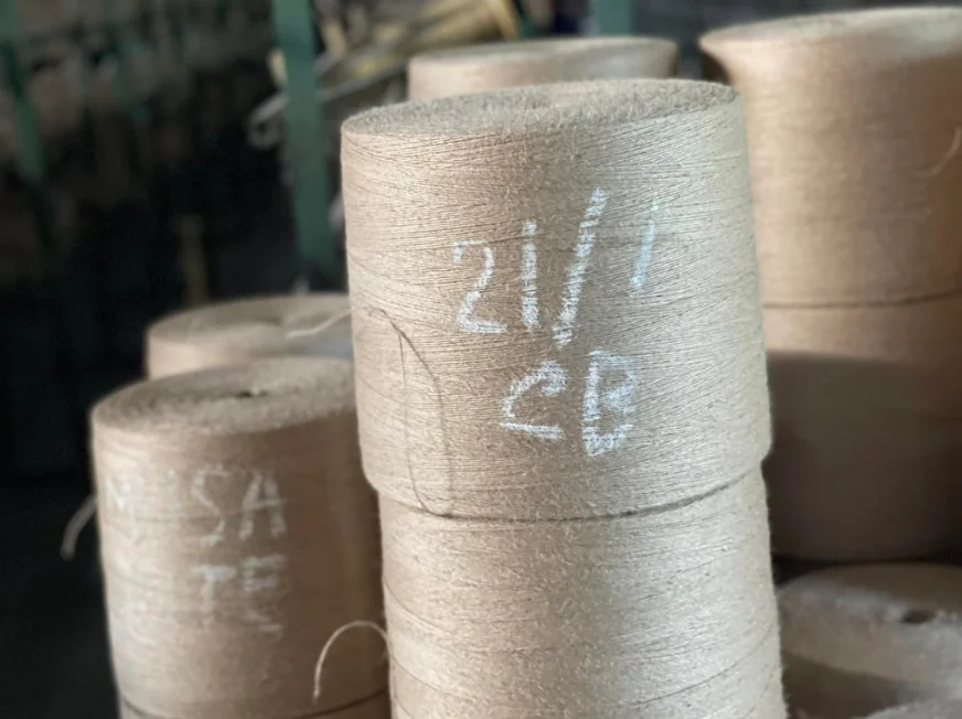 Factory Direct Manufacturer Natural Raw Jute Yarn Standard Quality Customize Eco-friendly Wholesale 100% Nature Jute Yarn