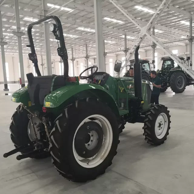 Multifunction agricolas 4 wheel 4wd tractores compact agriculture tractor small farm agriceltural 4x4 mini farming tractors