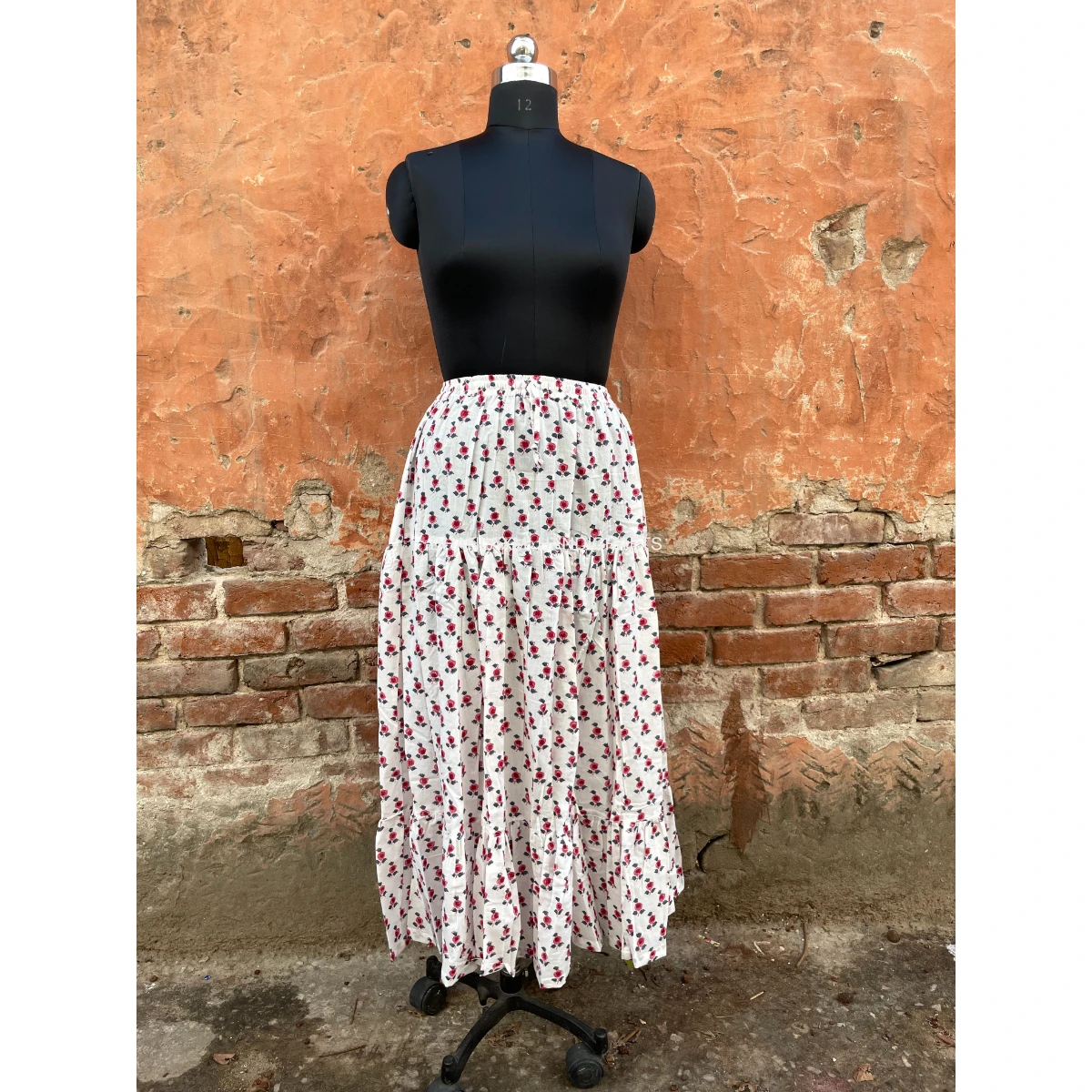 Girls Skirts Floral Printed Maxi Design Bohemian Style Cotton Long Wear Skirts Indian Tunic Women Skirt Boho