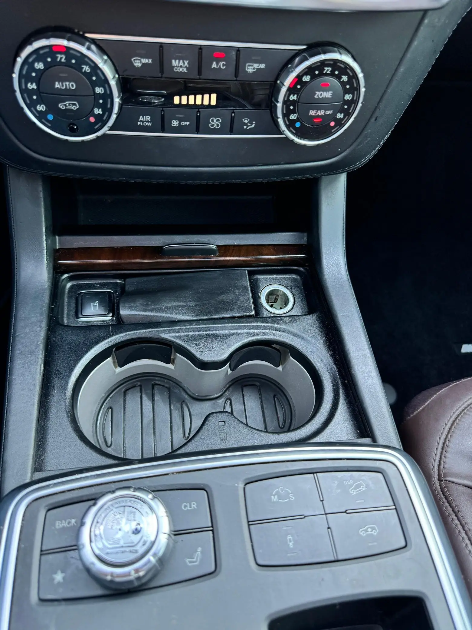 2015 MercedesBenz GL63 AMG 550 hp Twin Turbo V8, AWD, Designo Auburn Brown Interior, California Owned