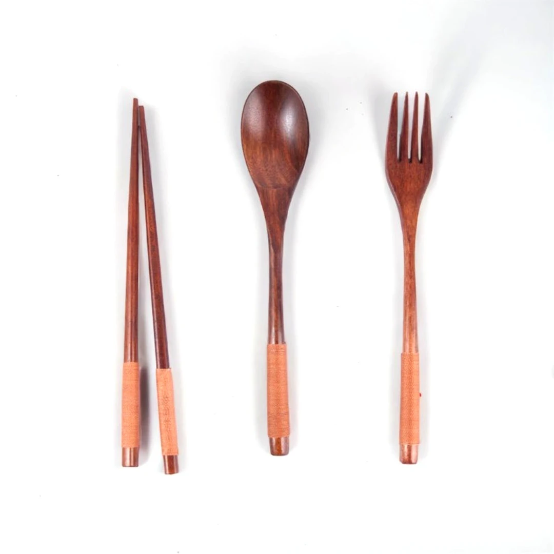 Good Quality Cheap Price Stainless Steel Flatware Set With Wooden Handle Best Design Hot Party Promotional Cutlery for Dinner