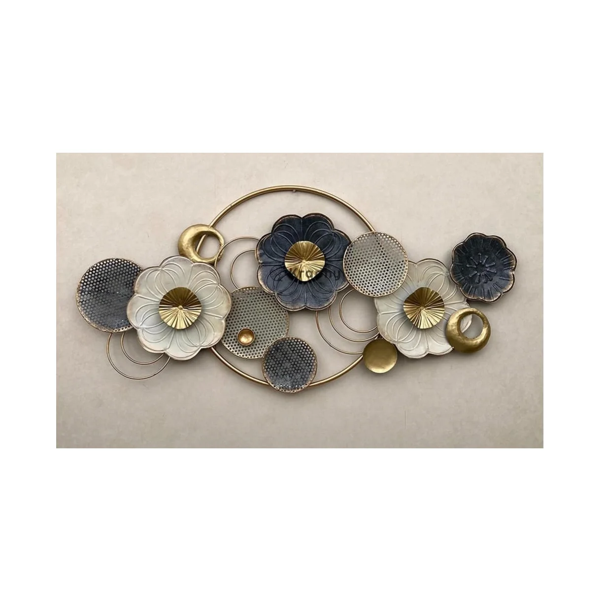 Wholesale Supply Long Lasting Colorful Metal Wall Art for Vibrant Home Decoration with Custom Packaging from India