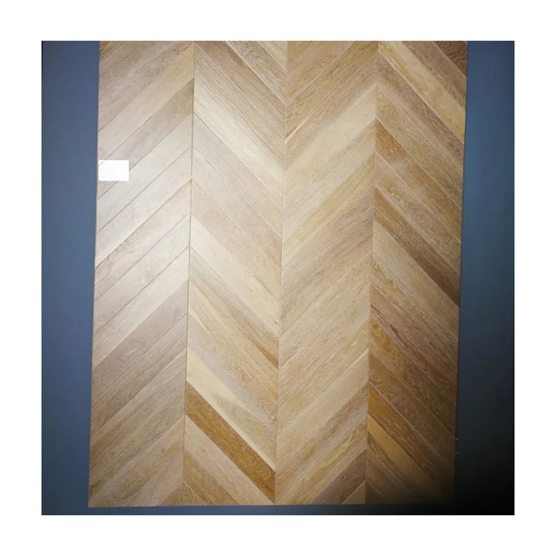 Best Selling Natural Color varnished chevron oak parquet flooring