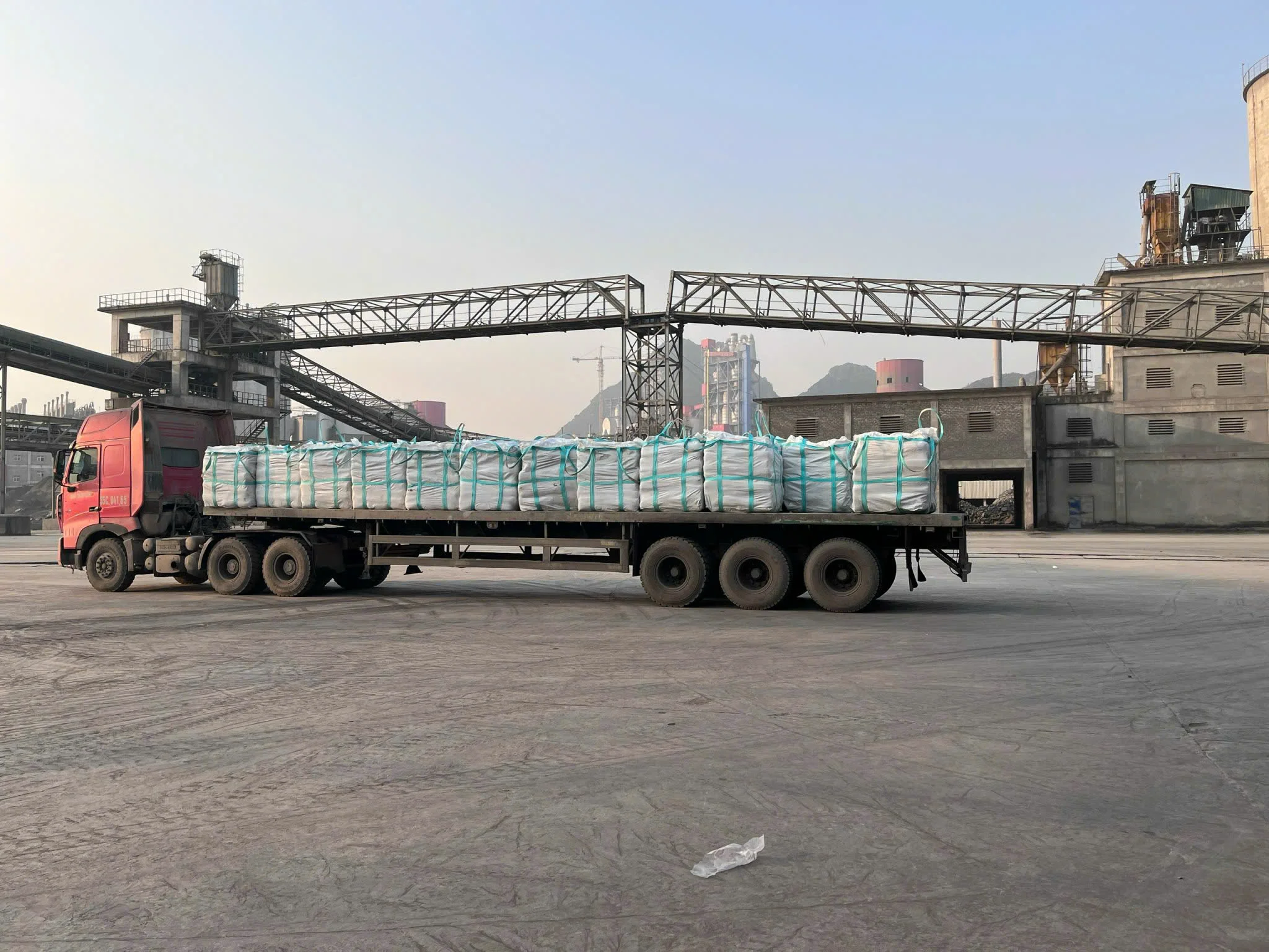Grey Portland Cement 42.5/32.5/52.5  From Vietnam Cement Manufacturer Cheap Price