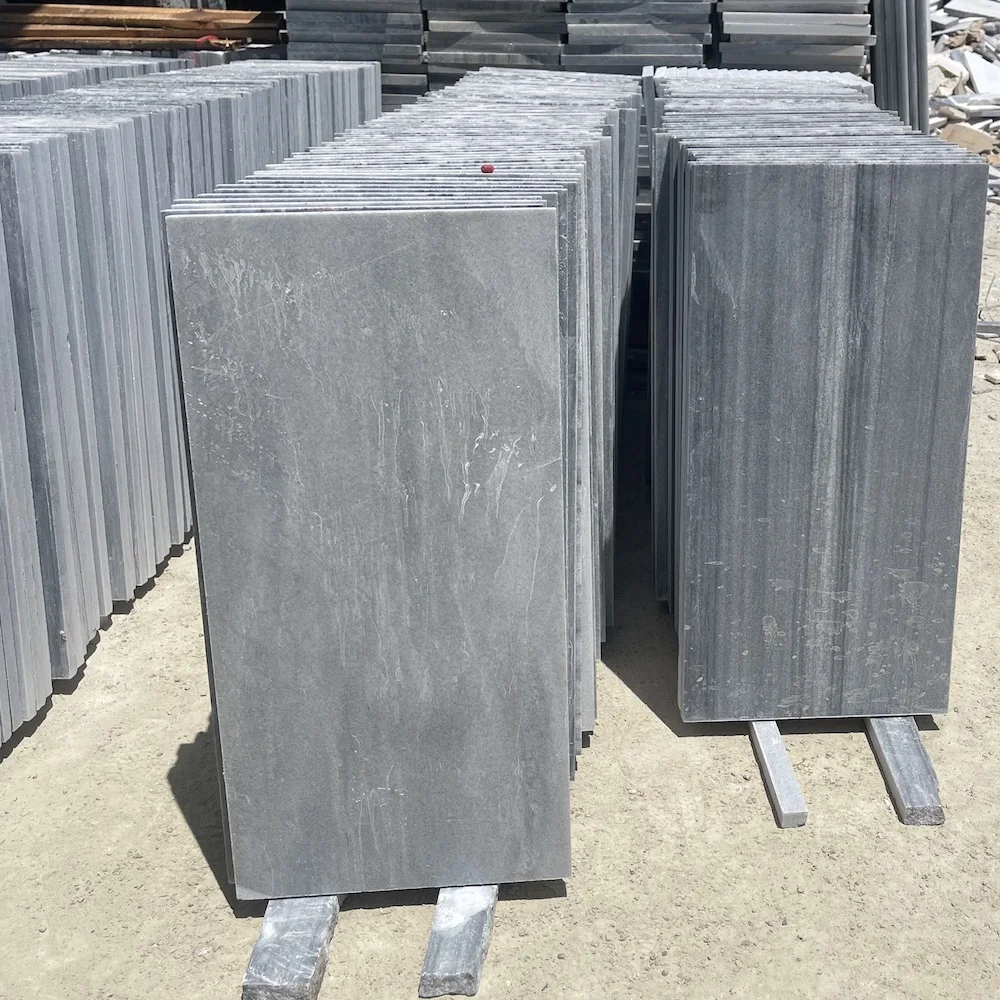 Cloudy Bluestone Pool Paver Vietnam Light Grey Limestone Tile Top On Sale Natural Stone 2022