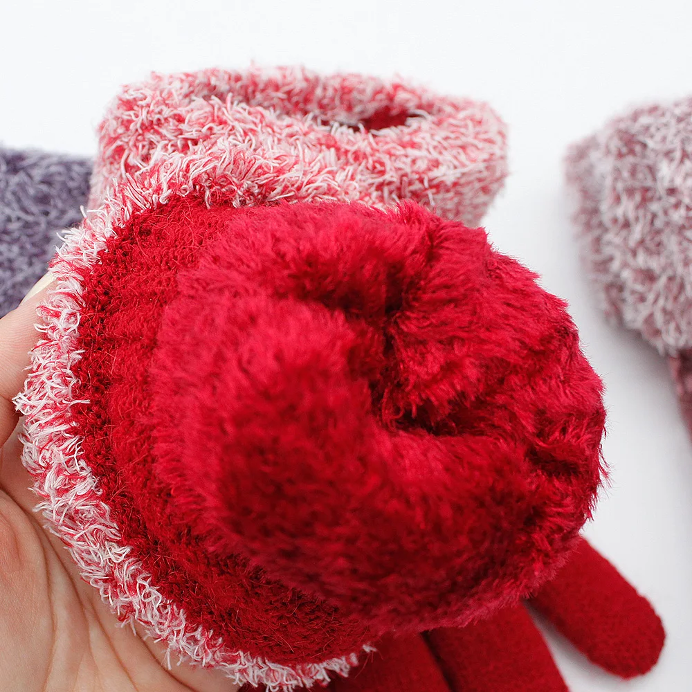 Heart Pattern Knitted Jacquard Winter Warm Double Layer Gloves