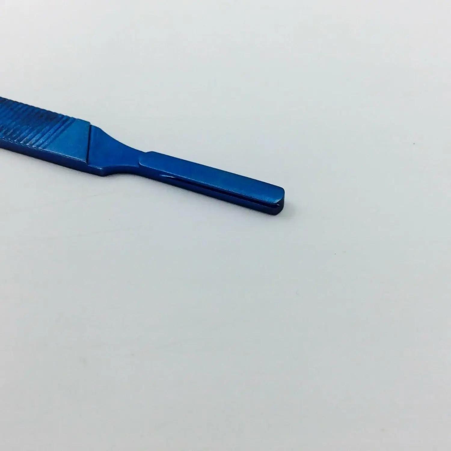 Surgical Knife Handle No. 3 4 7 9 colorful Scalpel Handle Medical Surgical Reusable Ce approved by Life Car Instruments