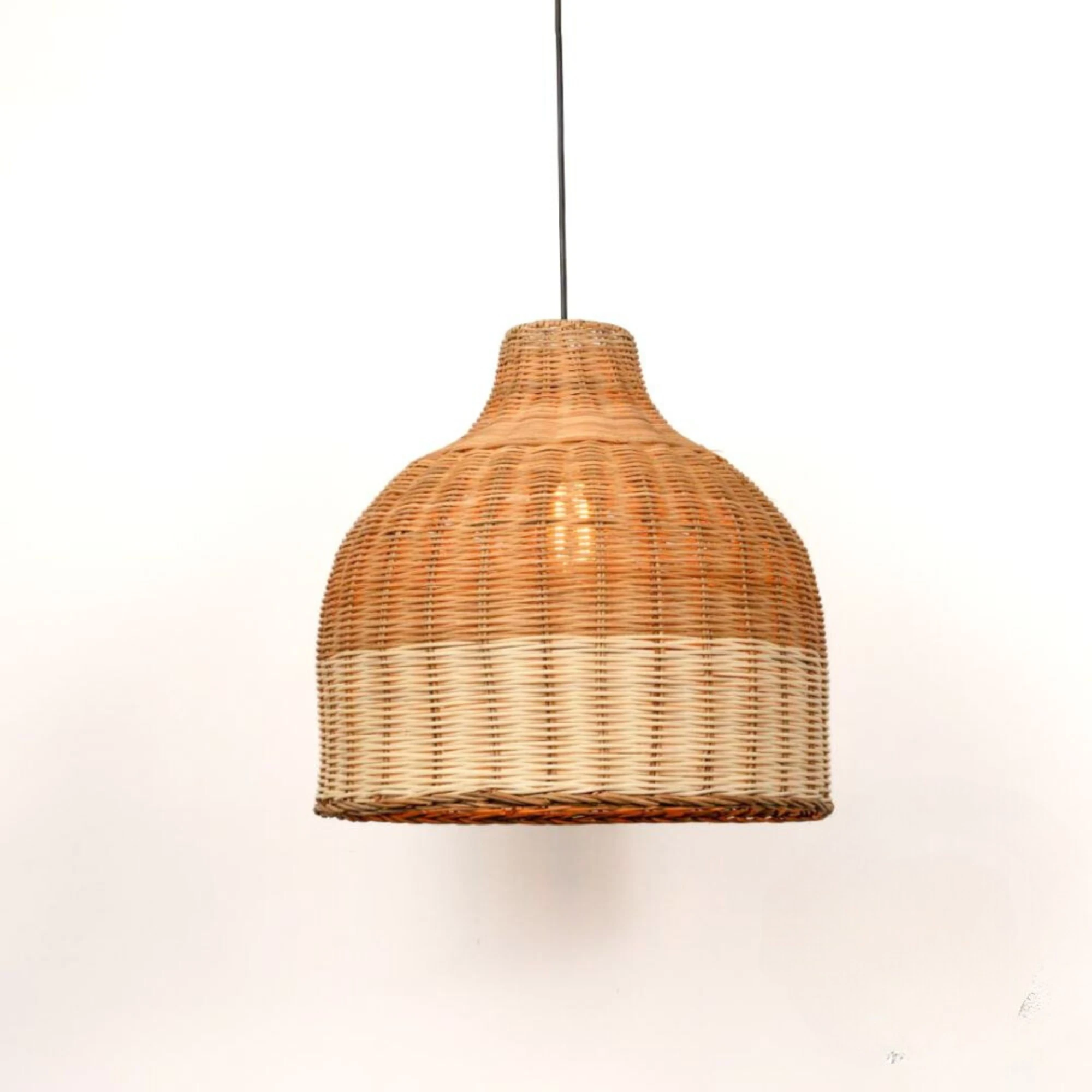 TienPhong Wholesale B2B Cheap Price Handmade Beige Topped Basket Natural Rattan Pendant Lamp Shade for Decor