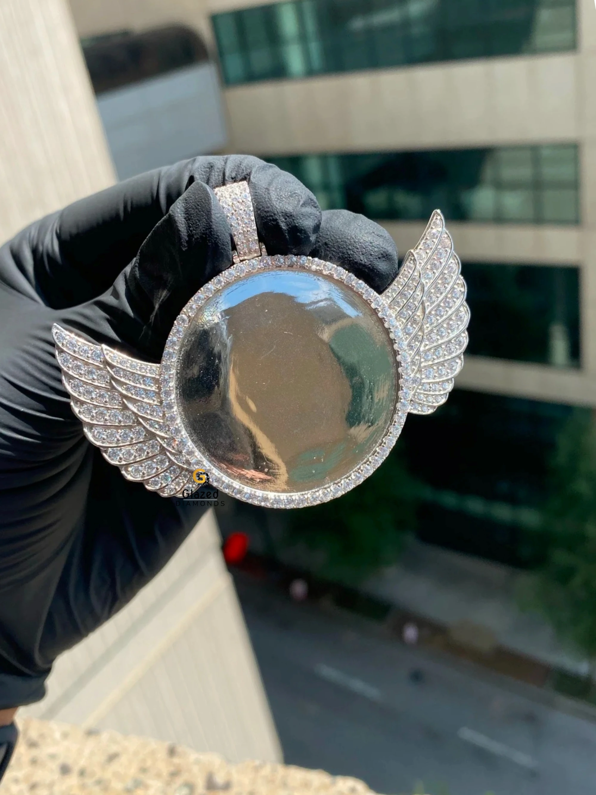 Hip Hop Style Jewelry With Sparkling Moissanite Round Cut Diamonds Pendant Iced Out In 10K White Gold For Mens Neck Jewelry