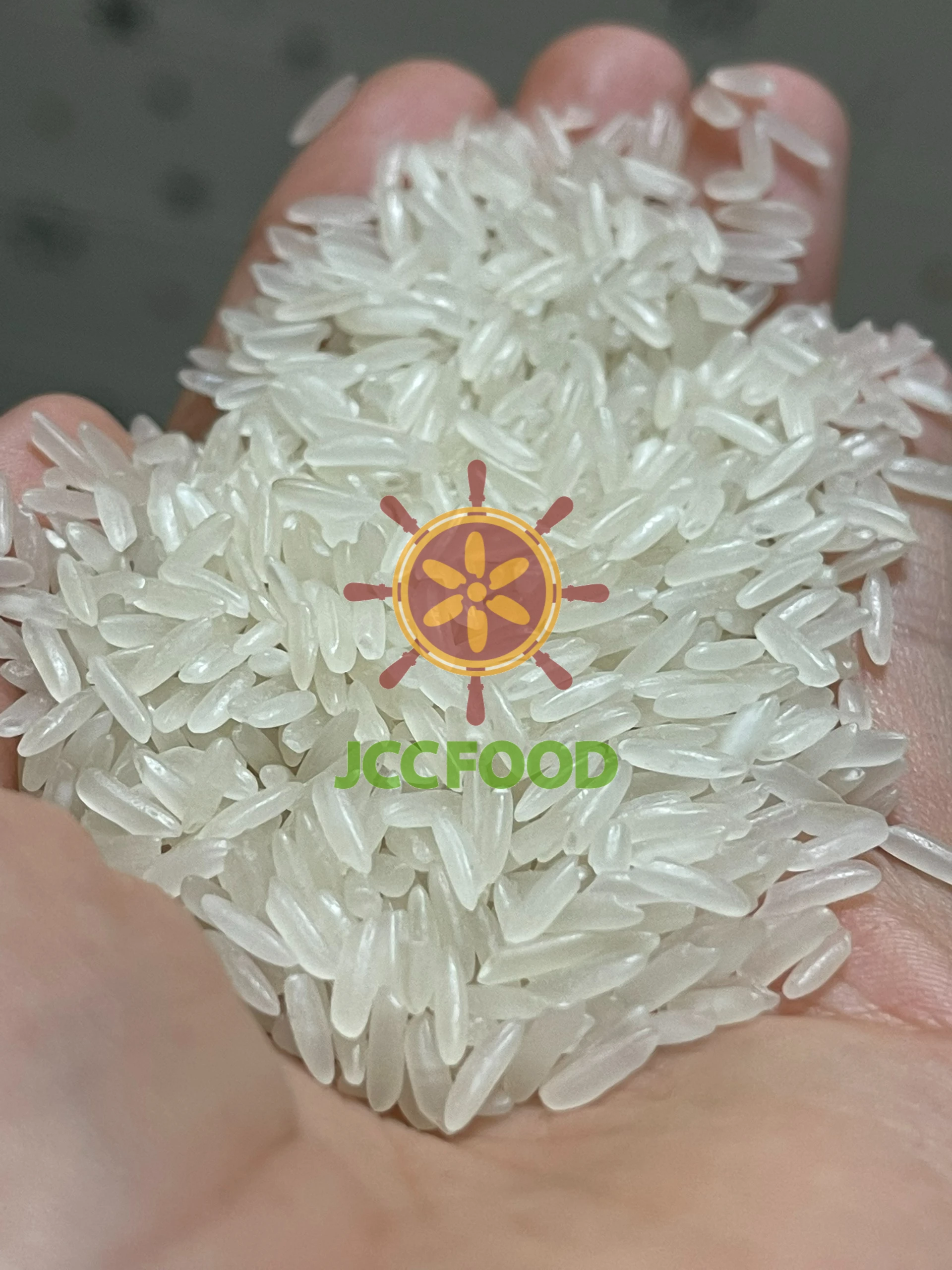 WHOLESALE PRICE VIETNAM F&B CURRENT CROP 5% BROKEN DRIED STYLE LONG GRAIN AROMA RICE DT8MAX RICE FROM JCC RICE SUPPLIER IN VN