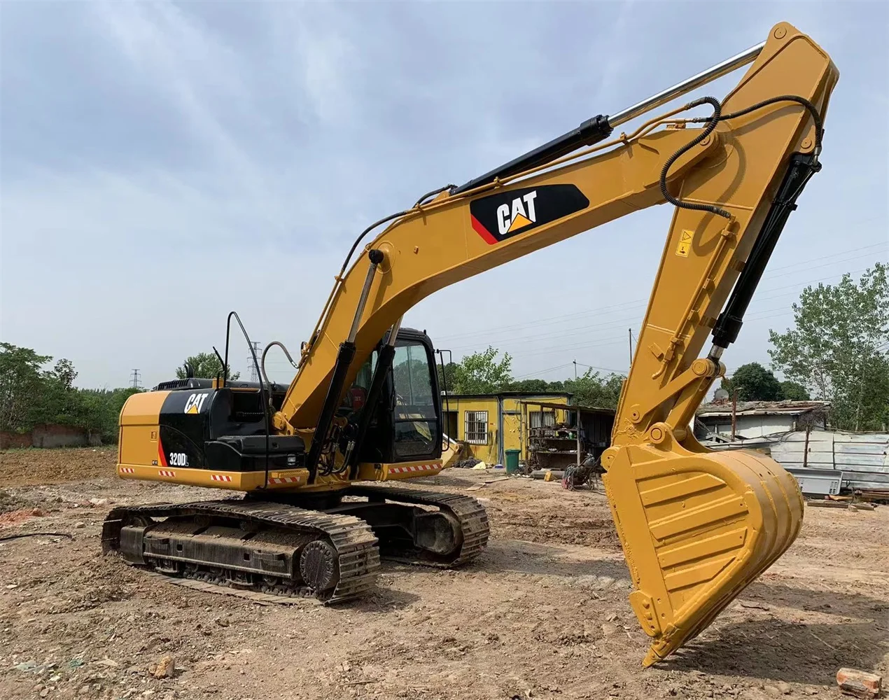 Used Caterpillar 320D 320DL crawler excavator construction machinery original Japan 320B 320C 330C used excavator for sale