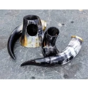 Custom Logo Top Viking Beer Drinking Horn Hand-Polished Buffalo Horn Decoration Classic Design Christmas Gift Drinking Horn