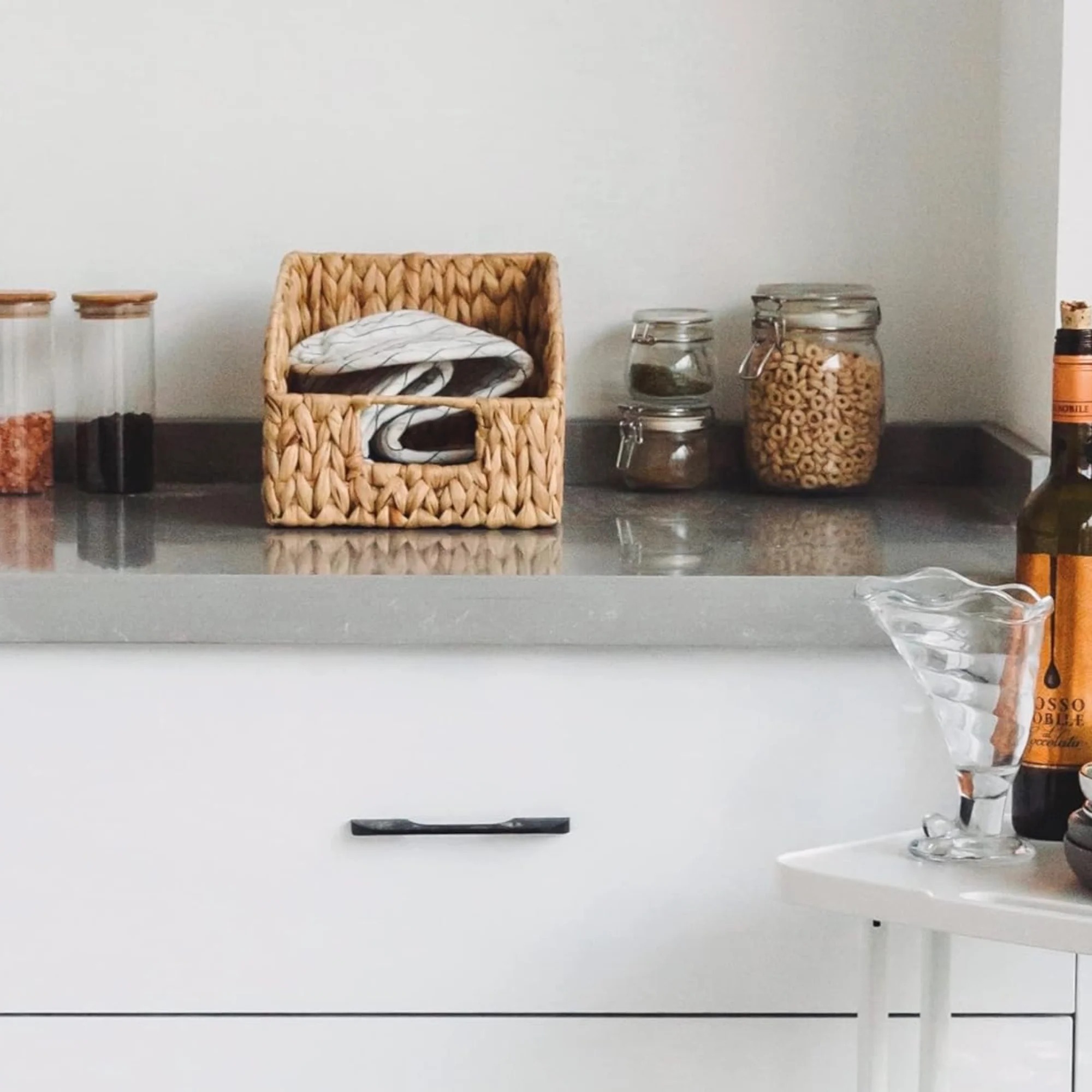 Best Price Wholesale Water Hyacinth Wicker Storage Basket Handmade in Vietnam for Kitchen and Room Decor