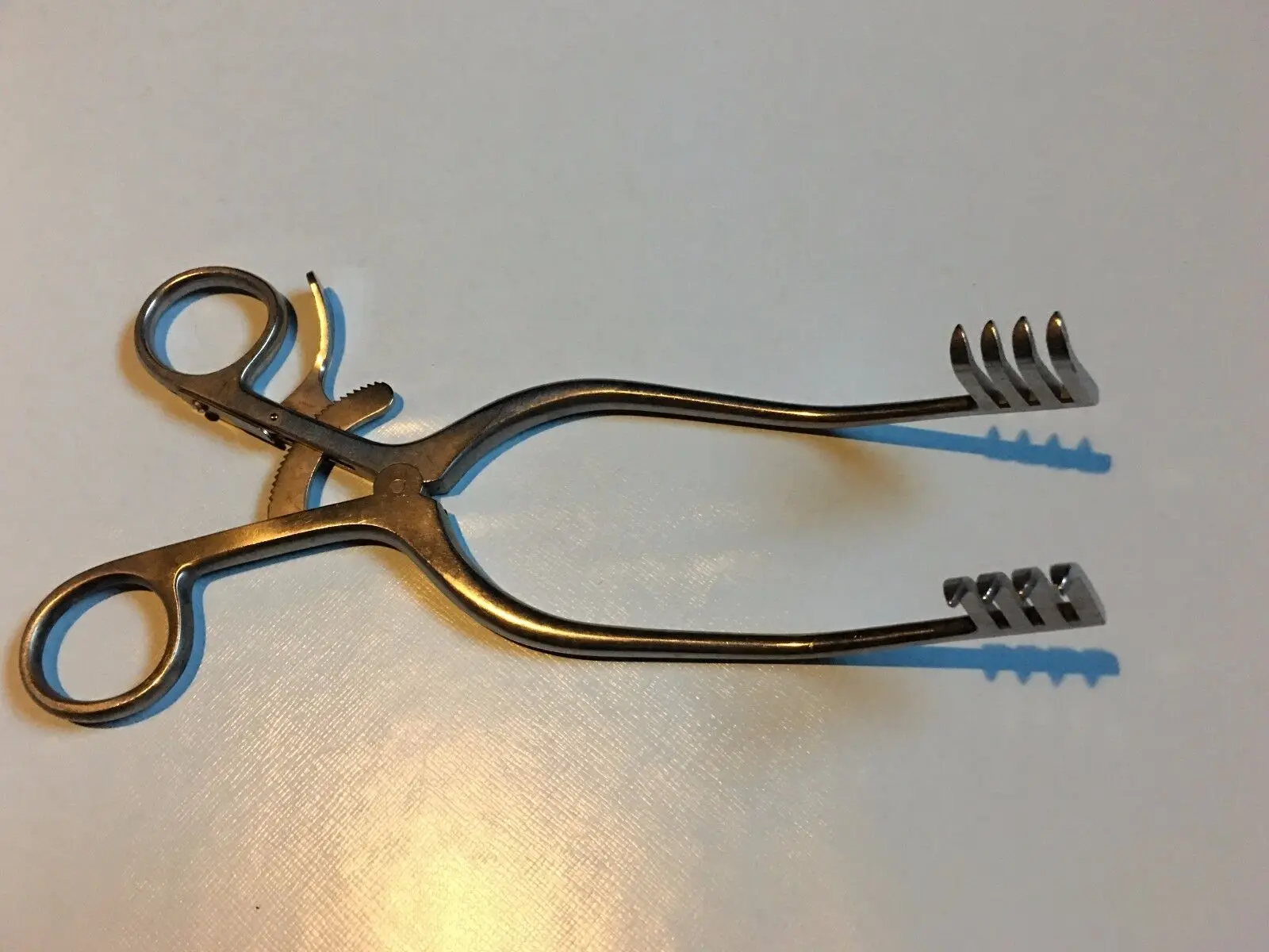 Medical Surgical Stainless Steel Anderson-Adson Self-Retaining Cerebellar Scalp Retractor with Angular Arms 4x4 Sharp Prong ISO