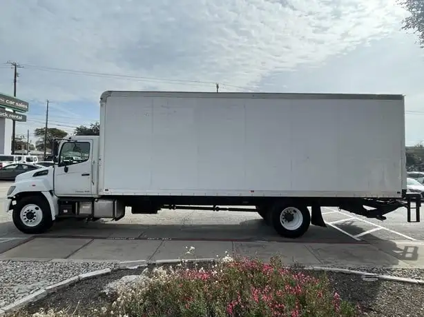 Top Performance 2020 FOR-HINO 268A RHD/LHD USED Cargo / Straight Box TRUCK  READY to SHIP  WORLDWIDE