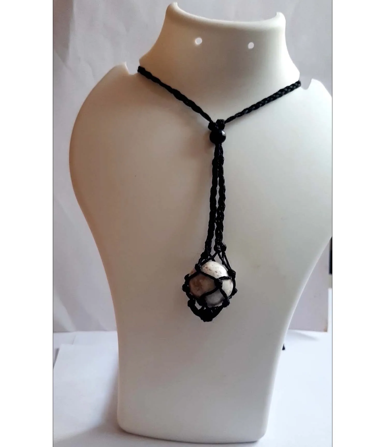 Best Lace Agate Macrame Necklace Big Roundell Gems Macrame Necklace White Thread Net Bag Necklace Bohe Rop Jewelry For Gift