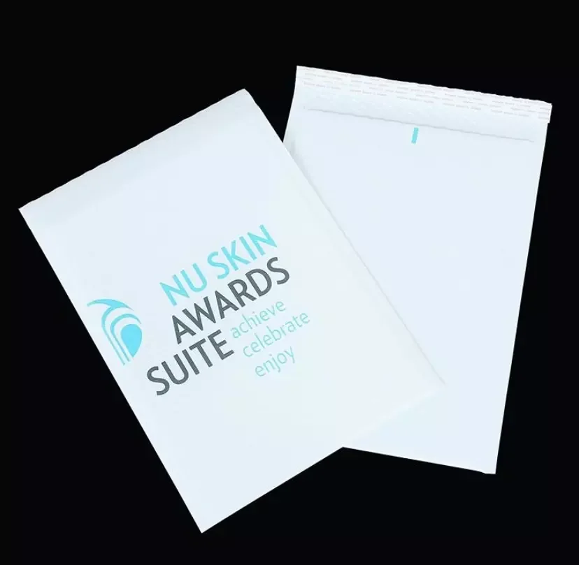 New Arrival Packaging Purpose Poly Mailing Bag Quality Assured Courier Bag / Bubble Mailing Envelope Manufacturer