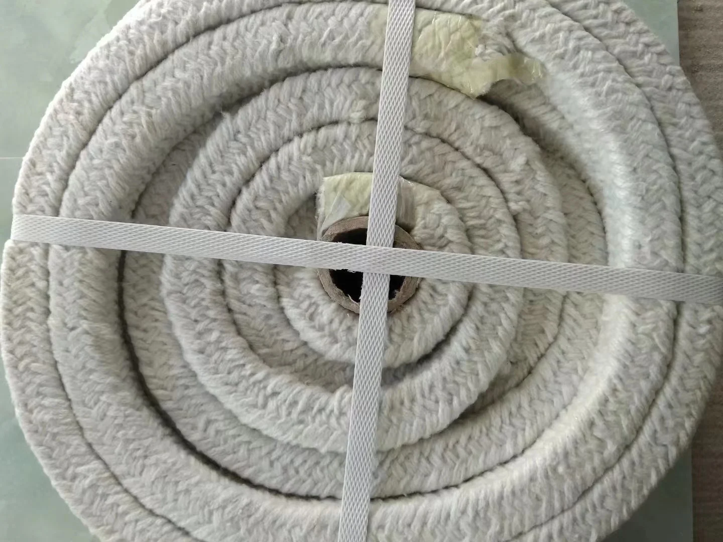 Thermal Insulation Material Square/Round/Twisted Braided Ceramic Fiber Rope