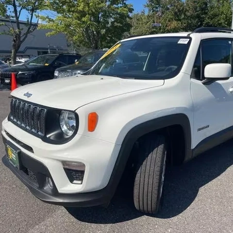 Подержанные 2021 джипы Renegade Latitude 4WD