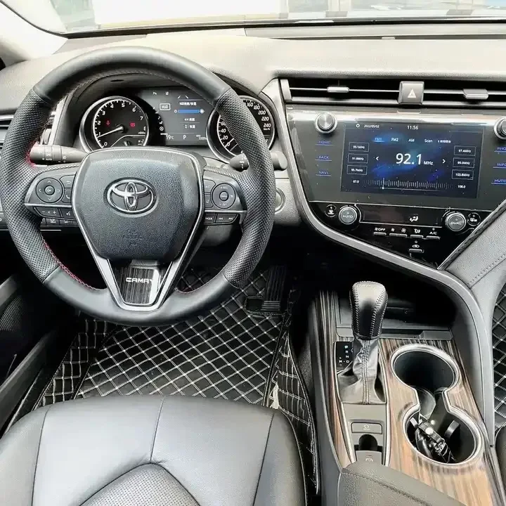 Used Car Toyota Made in China Camry 2.0G 12/2022 2.0L Black Cars Used Good Quality Second Hand Cars