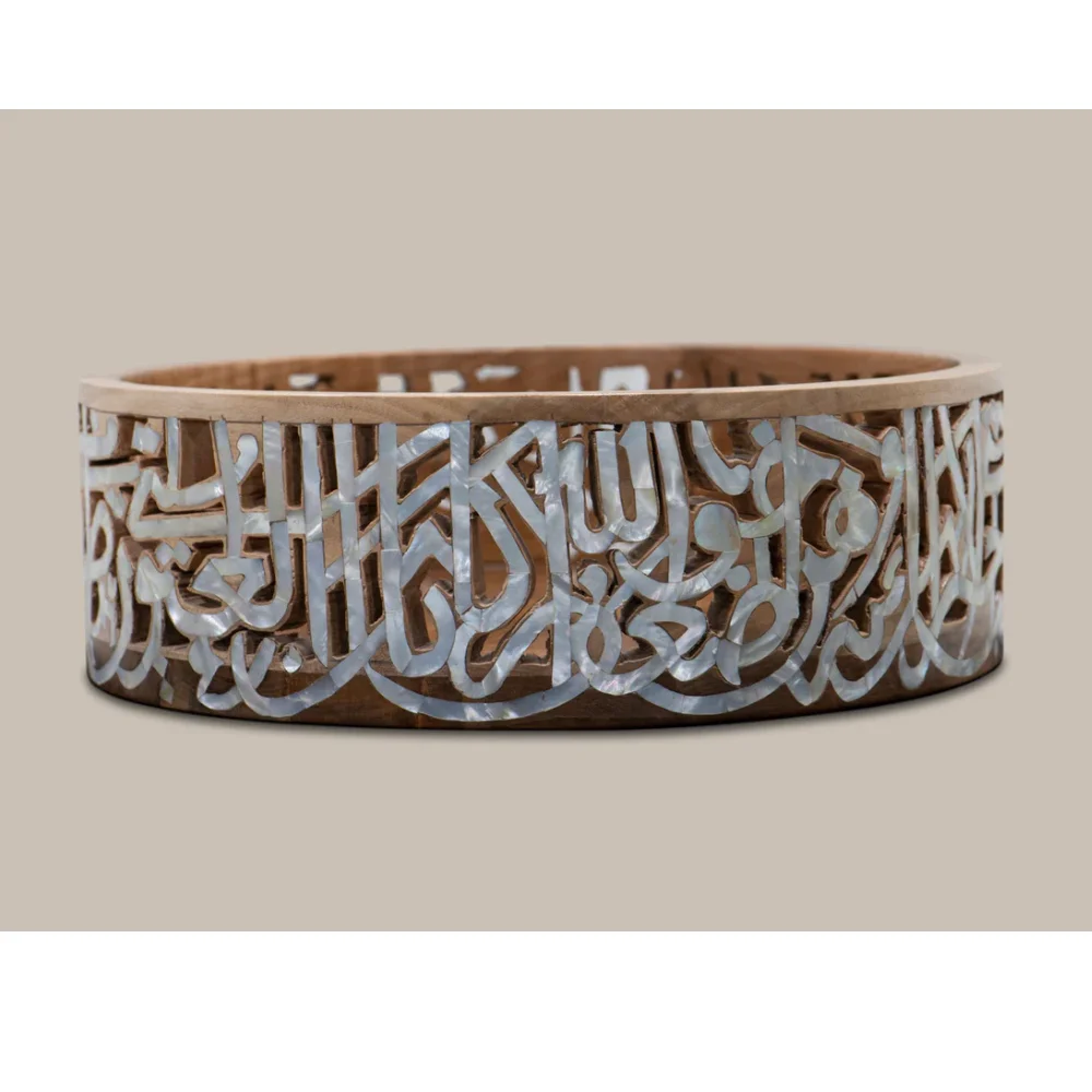 Wholesale handcrafted Mother of pearl inlay chocolate tray luxury unique design for Ramadan Eid holiday from Vietnam