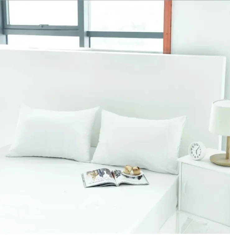 Knitted Technics Polyester National Standards OEM Pillow Case Cotton Material Home Textiles Plain White Waterproof Pillow Case