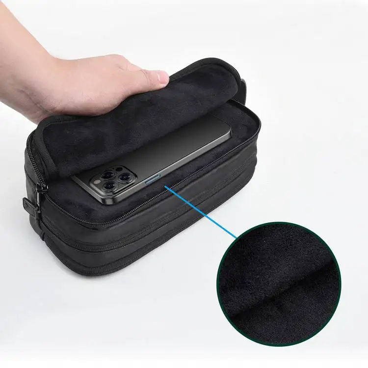 Green Lion Elegant Pouch waterproof bag