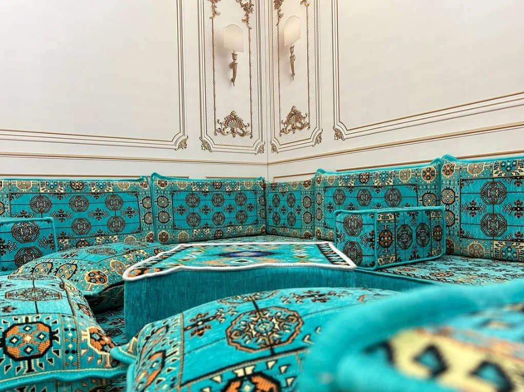 U Shaped Arabic Sofa Living -  19 pieces - home / work address shipping:  EU 140 $ -  UK 150 $ - US 200 $ - CA 200 $ - AU 200 $