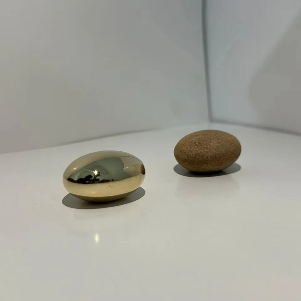 Brass Casted Sold Knob With High Glossy Finished For Home And Office Hardware Decor