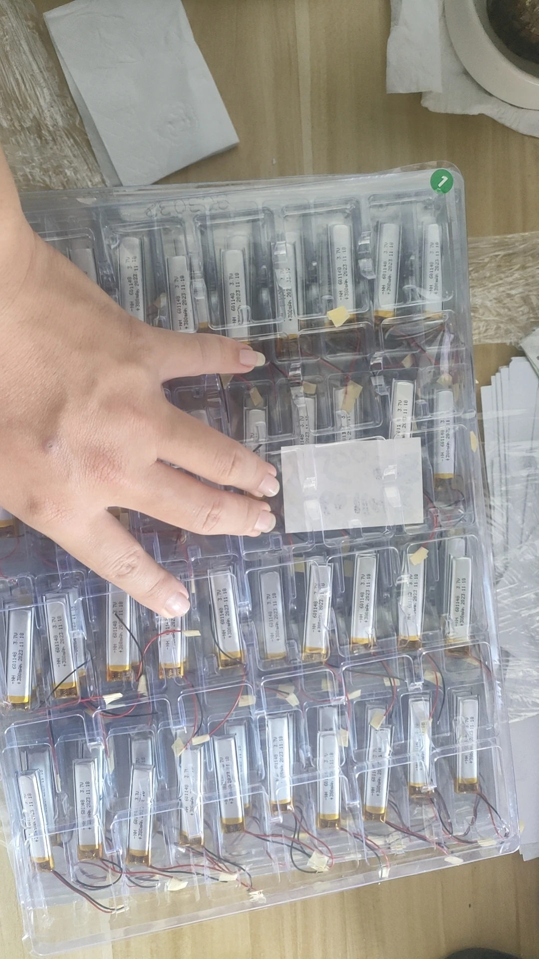 Customized Li polymer 601148 3.7v 380mah Rechargeable Lithium Ion Battery Pack