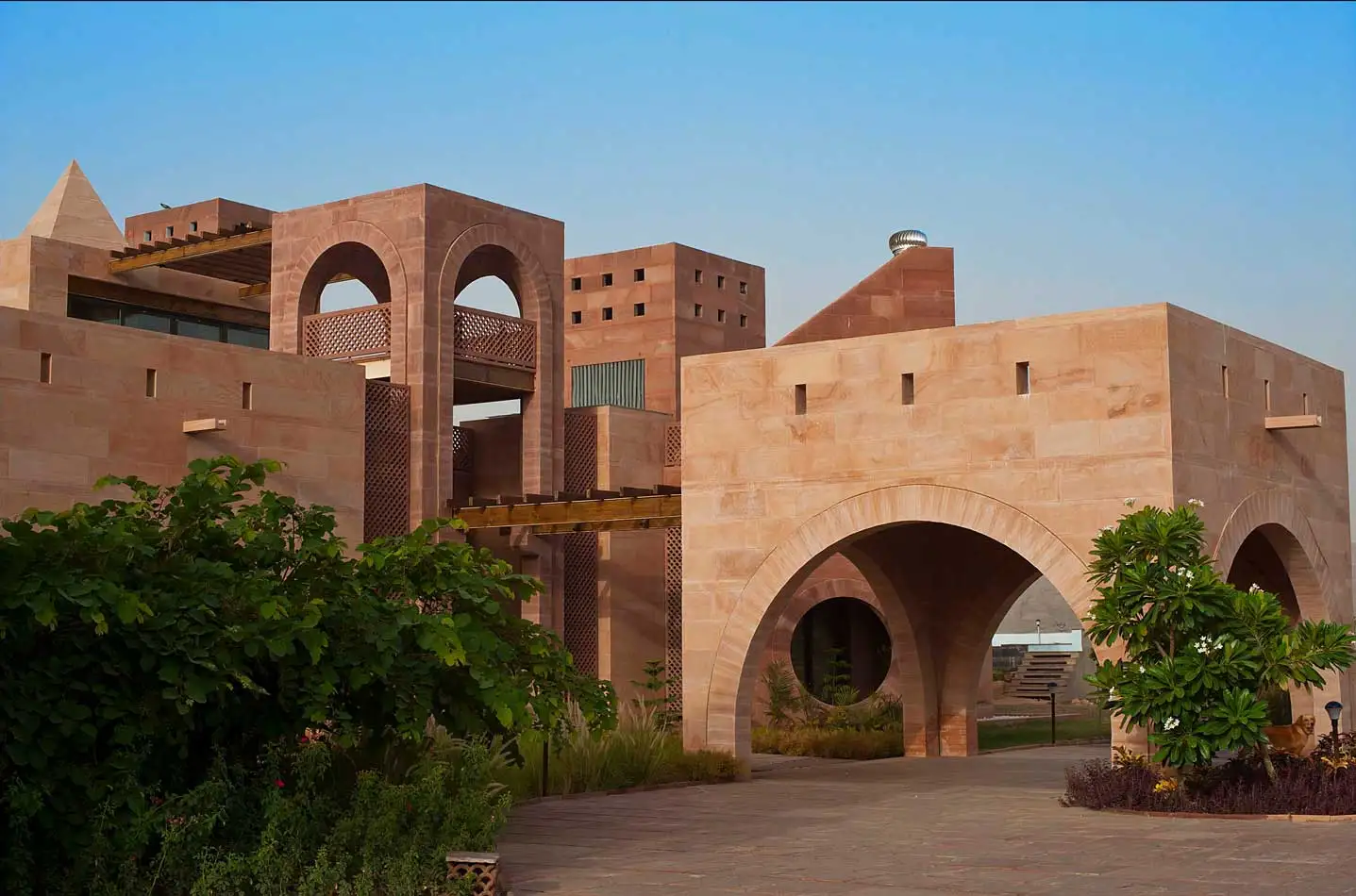 Jodhpur pink Sandstone Exterior Design Jodhpur popular sandstone blocks slabs tiles in customized sizes with multiple finishes
