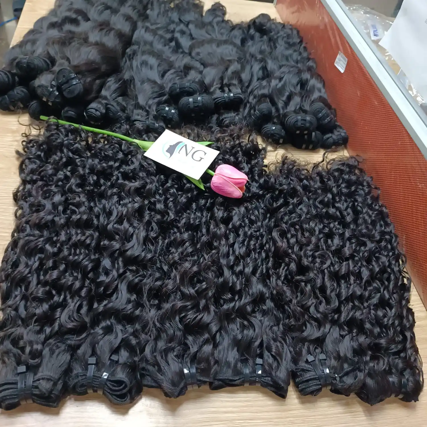 Pixie curly weft Hair Double Drawn 100% Vietnamese Human Hair No Shedding No Tangle No Chemicals Made In Vietnam