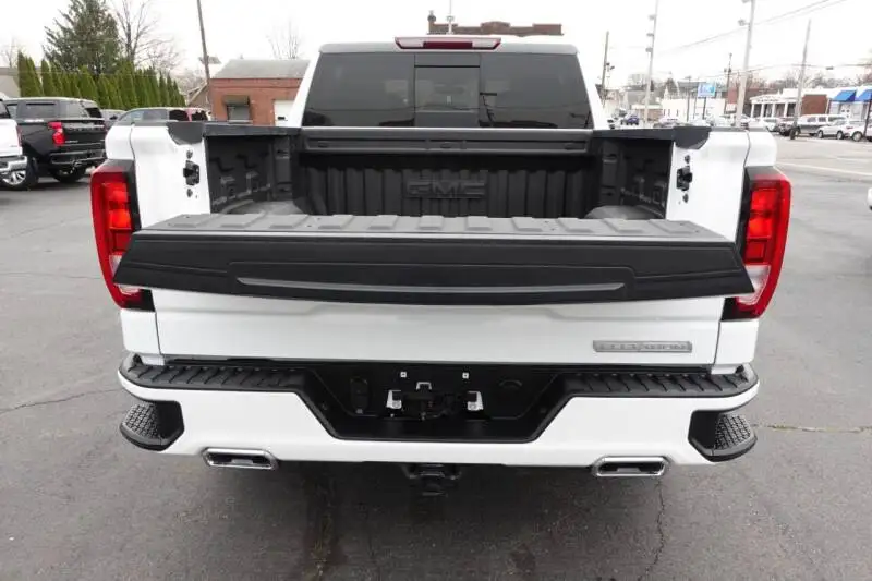 2022 GMC Sierra (13).jpg