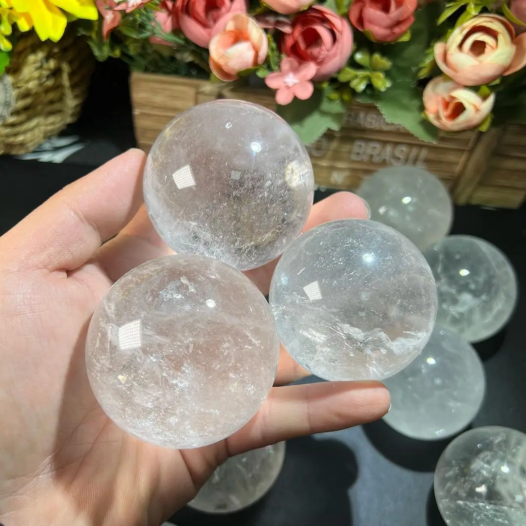 Hot Sale Healing Clear Quartz Sphere Semi Precious Gemstone Crafts Polished Clear Quartz Balls Healing Quartz Crystal Ball