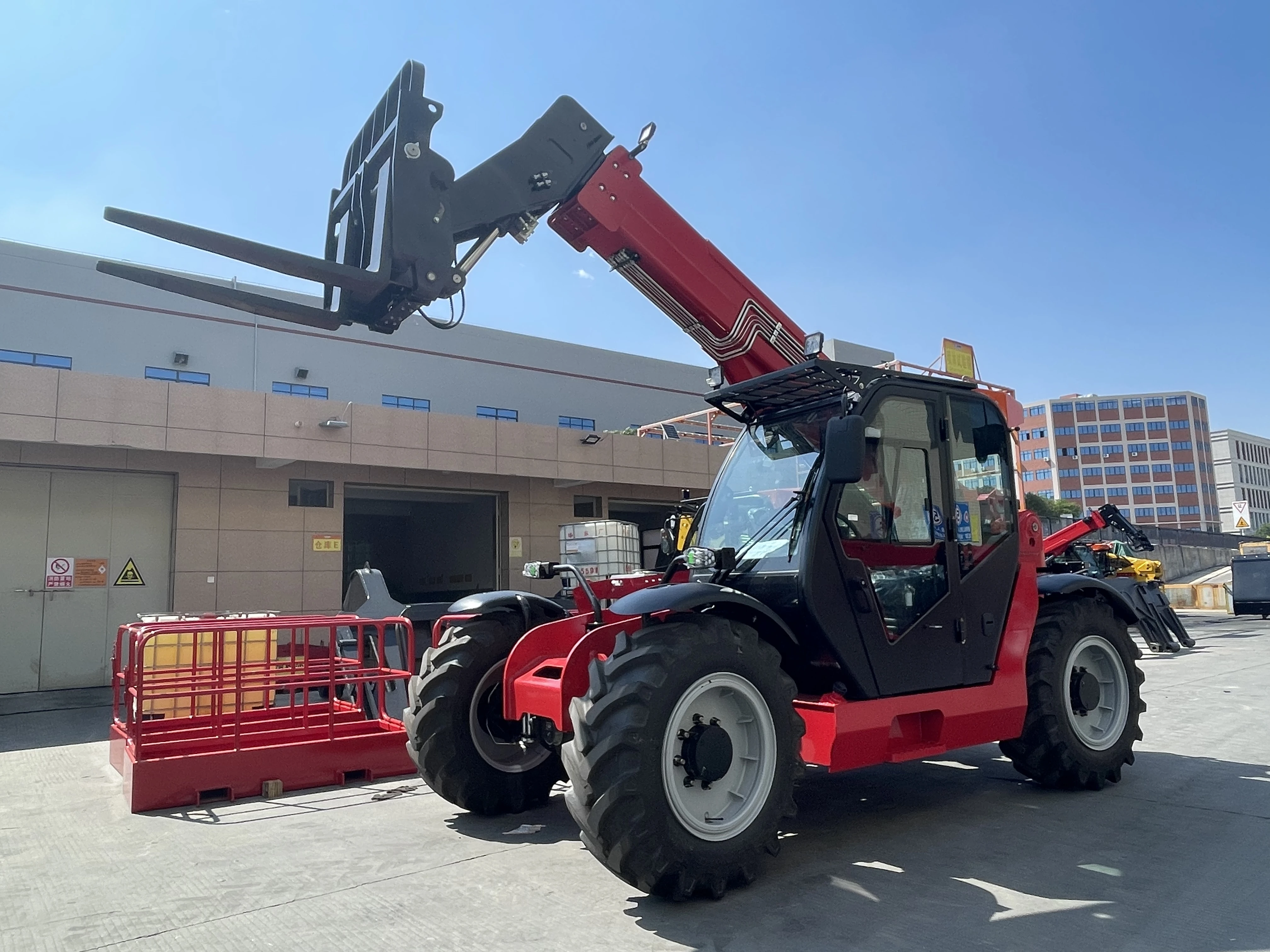 4T KDT-4017 Telescopic handler 4 WD 360 degree rotation 4.0 ton 17 m