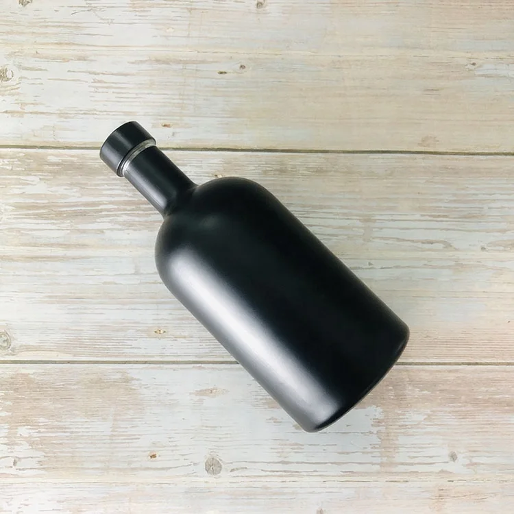 Matte Black 500ml 750ml Reusable Gin Vodka Rum Spirit Glass Bottle for Liquor