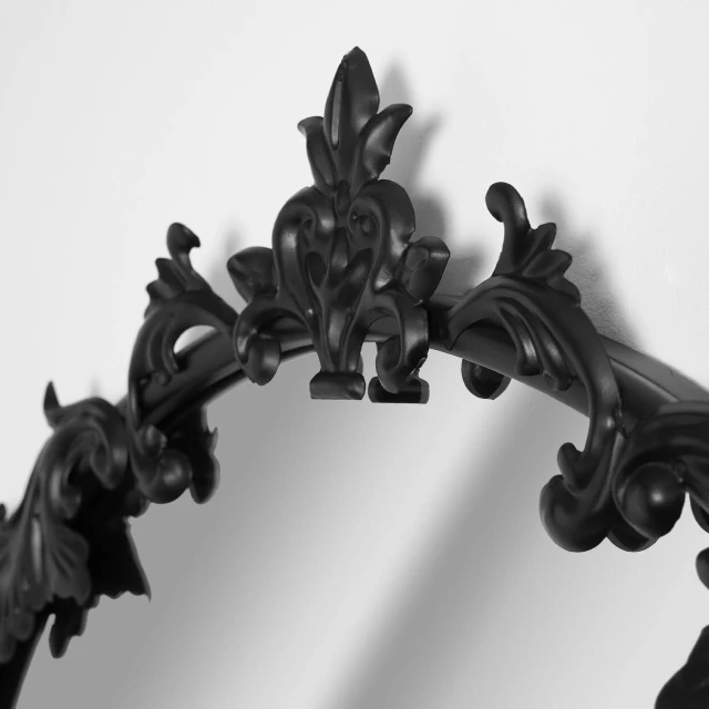 OEM Customized Vintage Designed Mirror Head West Vintage Arched Black Ornate Metal Frame Available At Reasonable Price In India