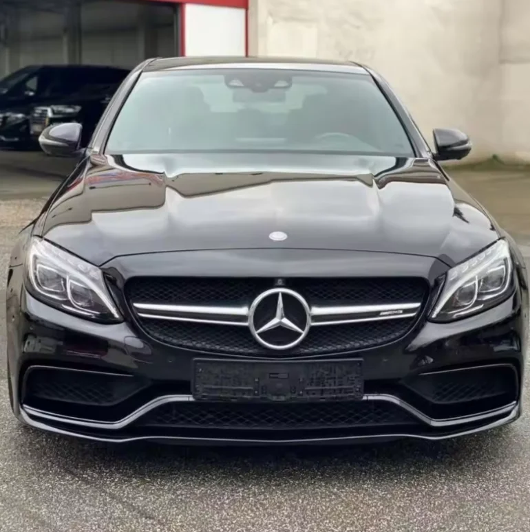 Довольно подержанные автомобили Mercedes-Ben_z C63 AMG для продажи на аукционе по цене купе внедорожник левый и правый руль LHD & RHD