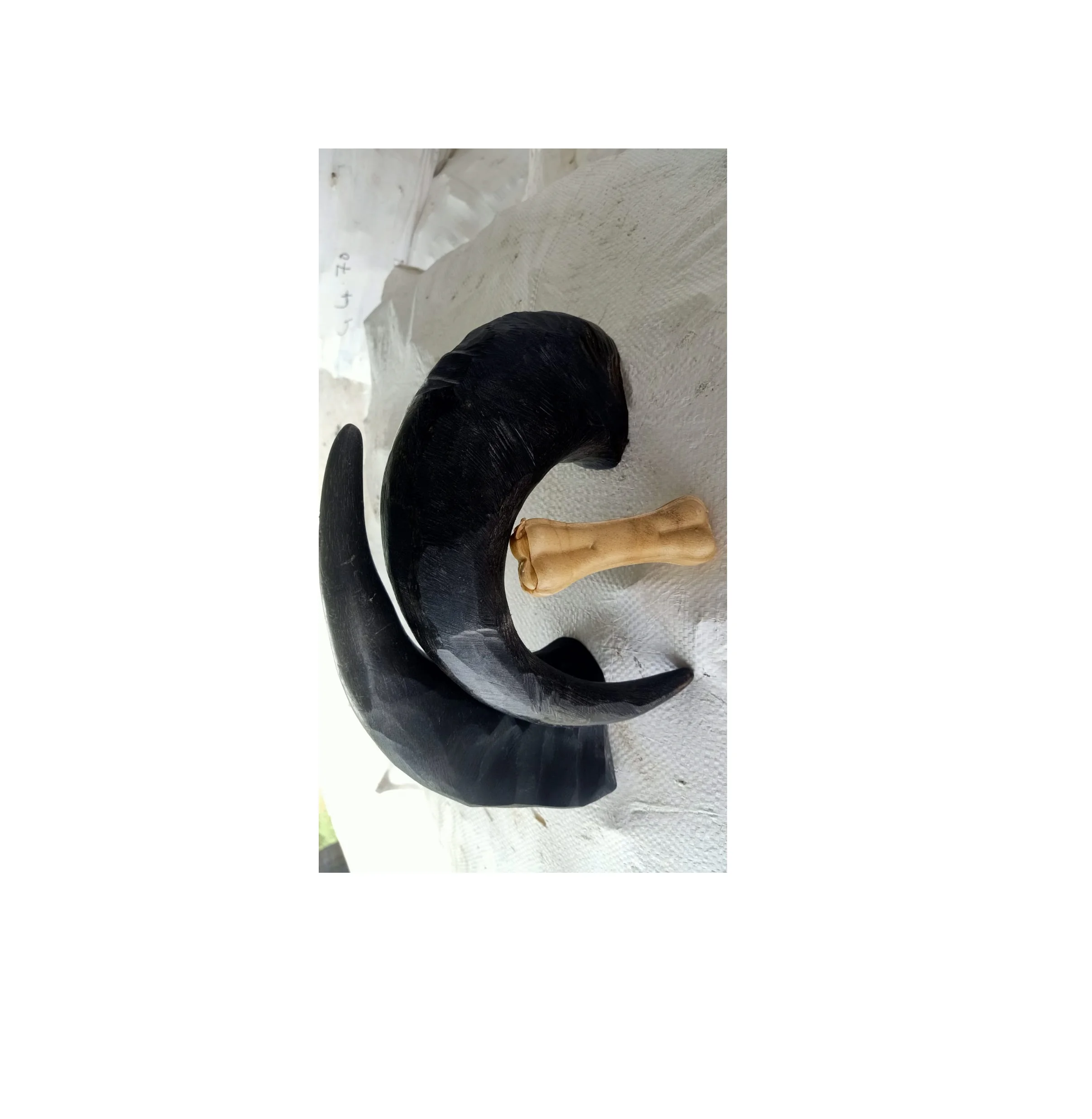 Hot selling pet products pet Food Dogs Food For product pircing best quality customization buffalo Horn natural horn