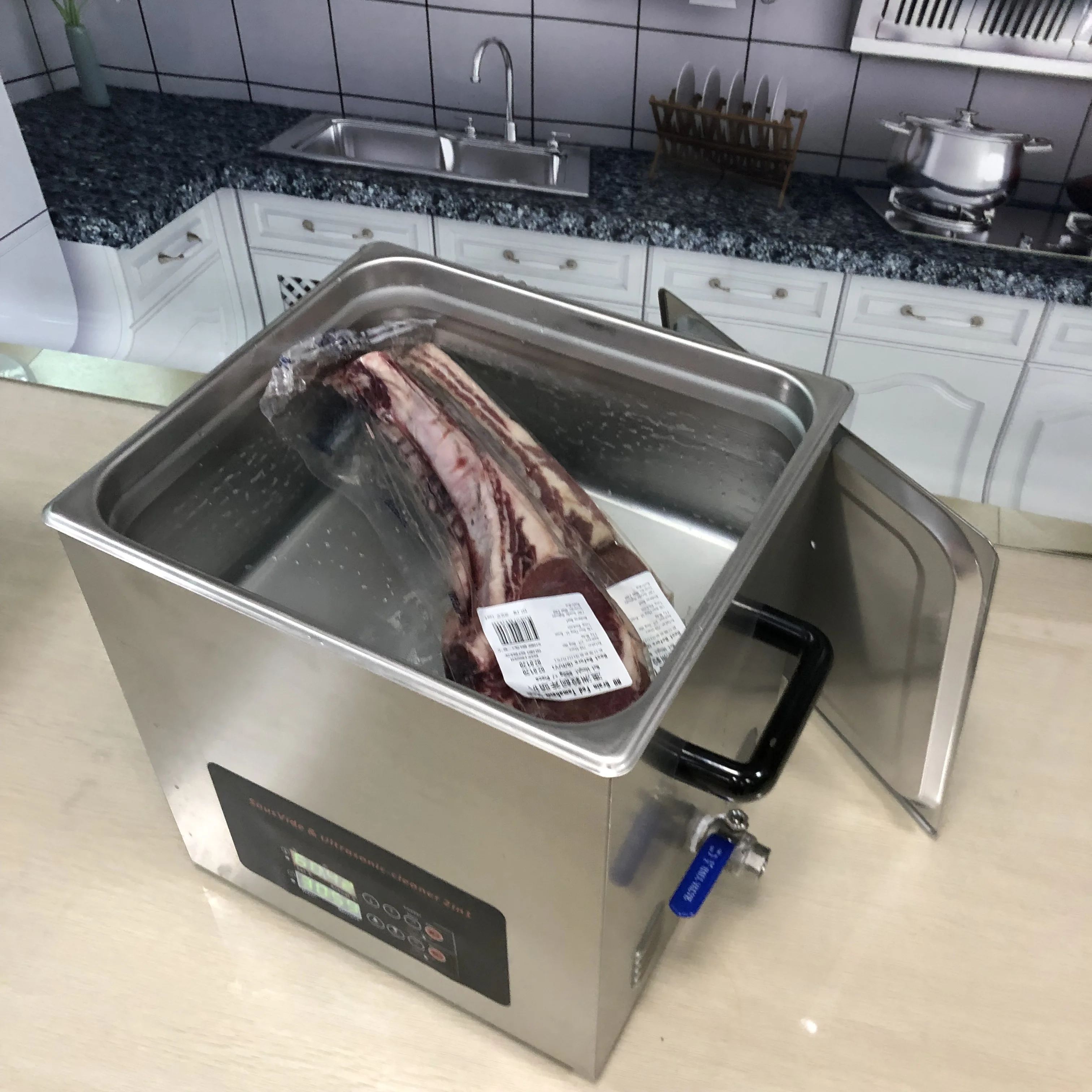 20L tank for Slow cook with Ultrasonic Vibration Precise Temperature Control even heat tenderizing Sous Vide slow cook machine