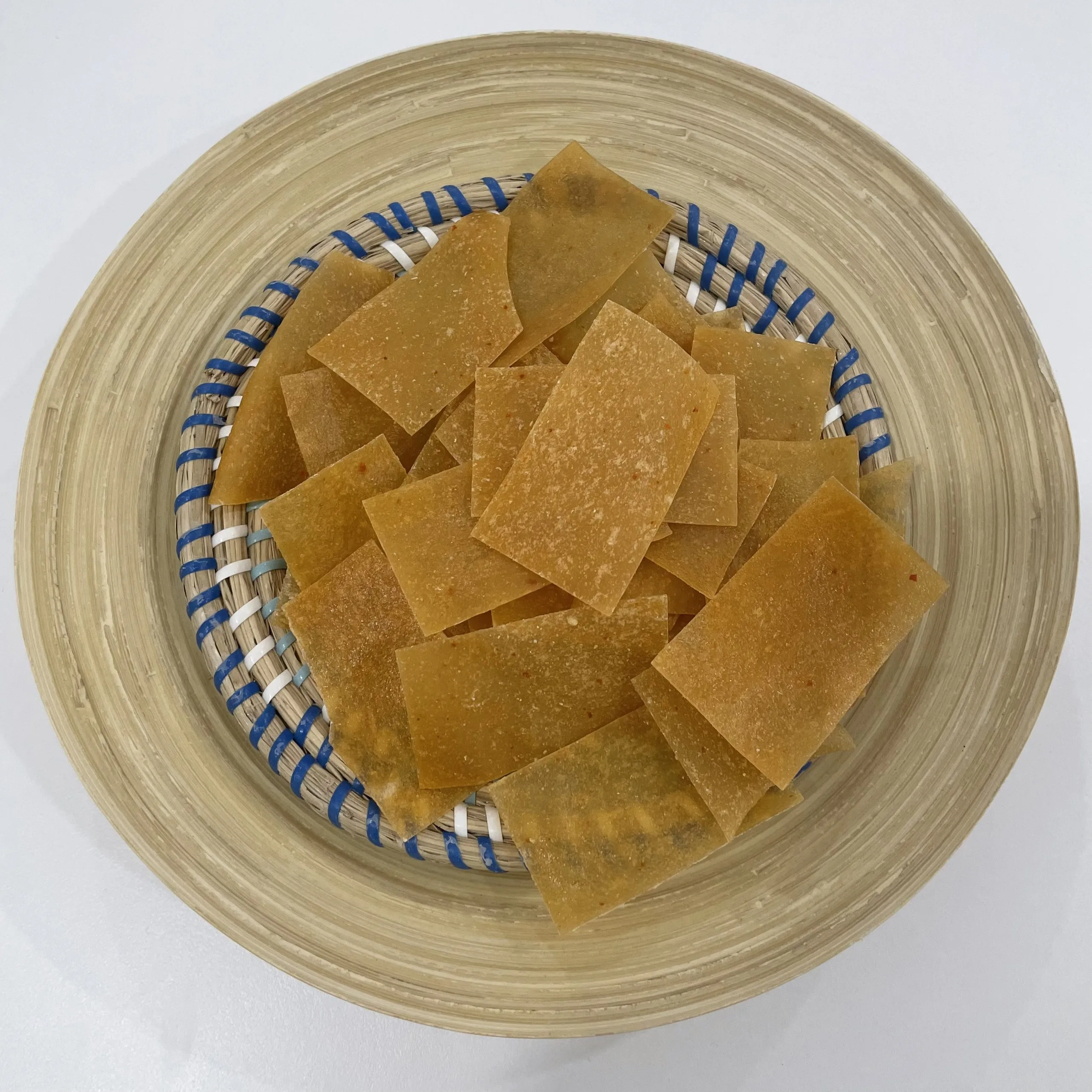 Vietnam 500gr Natural Red Fresh Seafood Snacks Salty Crispy Puff Cake Prawn Cracker Shrimp Chips In Box Packaging