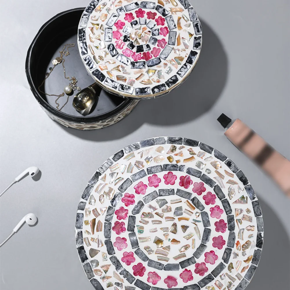 Handcrafted luxury eye-catching Mother of pearl inlaid jewelry box gift box high quality manufacture from Vietnam